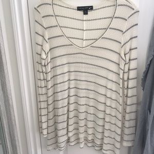 Basic white and grey light sweater
